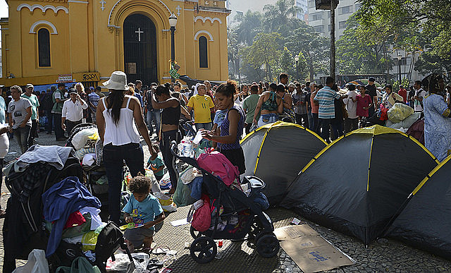 Survivors of building that collapsed camp outside a church in downtown São Paulo