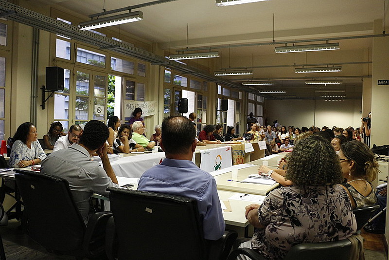 Reunião do Conselho Estadual de Saúde de MG, ocorrida na segunda (26), debateu a situação do hospital e contou com a presença de 150 pessoas