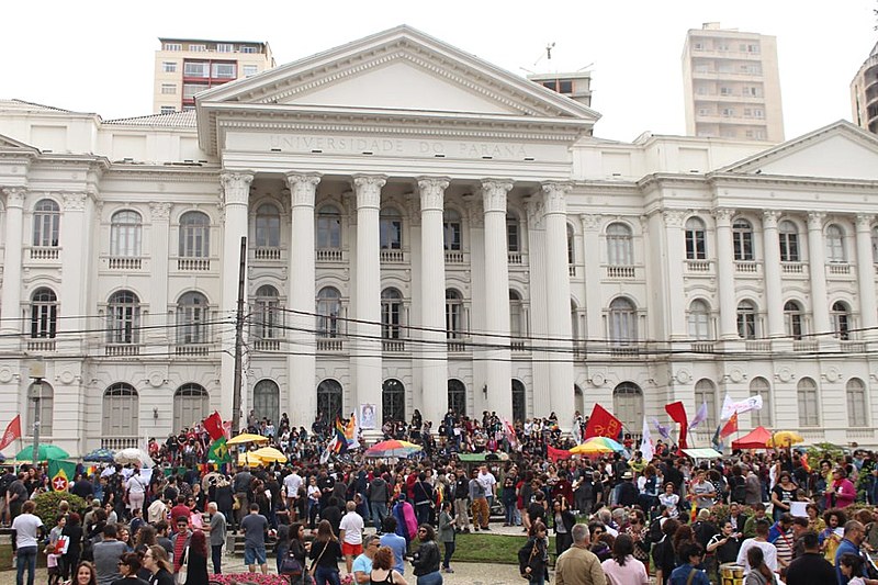 Ato #ELENÃO - Praça Santos Andrade, Curitiba. 20/10/18