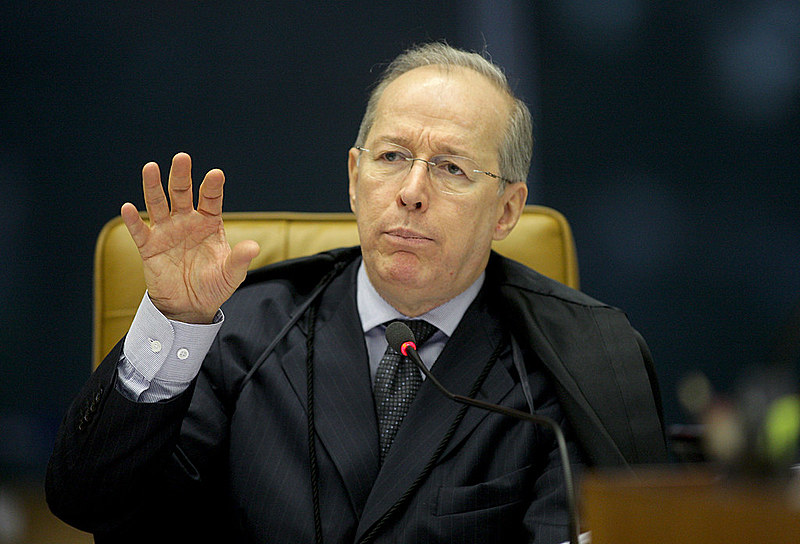 Decisão de Celso de Mello mostra que justiça brasileira tem dois pesos e duas medidas