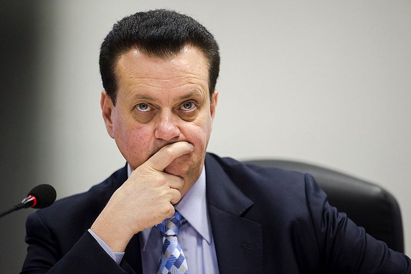 Kassab afirmou que era “evidente” que a banda larga não seria ilimitada
