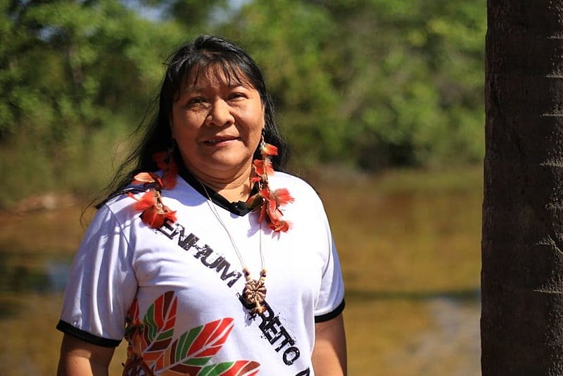 Joênia Wapichana, deputada federal indígena, questionou declaração de ministra enquanto governo ataca direitos de povos originários