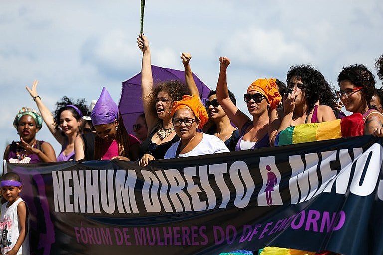 "Reivindiquemos ser reconhecidas em nossa relevância cotidiana e nas nossas necessidades amplas".