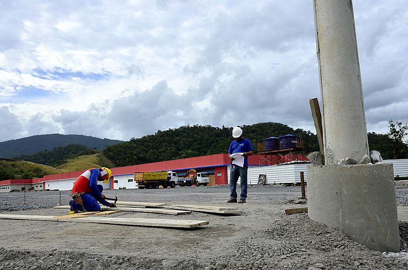 Estima-se que a unidade fará cerca de 25 mil atendimentos por dia, tanto de pessoas de Maricá quanto de municípios vizinhos
