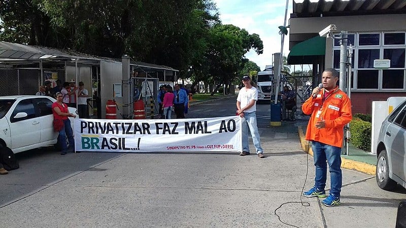 Atos marcam o "Dia nacional de luta contra a privatização do Sistema Petrobras"