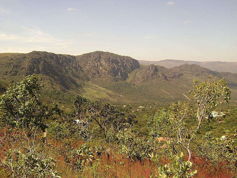 As minas estão localizadas no entorno do Parque Estadual da Serra do Rola Moça