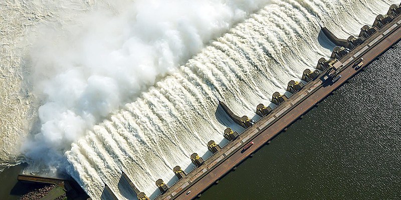 Usina de Tucuruí, no Pará, inaugurada em 1984 -- uma das 48 hidrelétricas da Eletrobras, que o governo quer privatizar