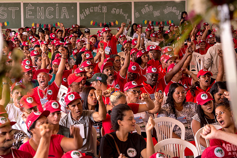 O Centro Paulo Freire é mantido pelo MST, onde acontecem continuamente cursos de formação, como os voltados para a produção agrícola