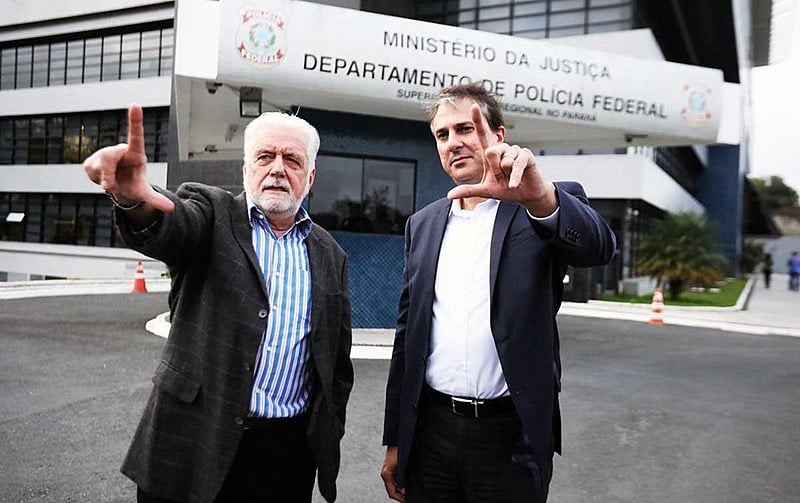 Senador Jaques Wagner e governador do Ceará, Camilo Santana, visitaram Lula em Curitiba
