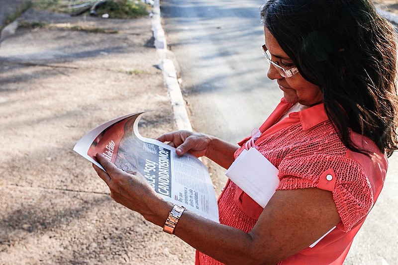 Edição especial do Brasil de Fato foi distribuído no local