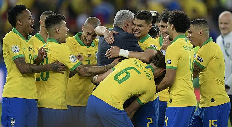 O Brasil é o país com o maior número de representantes na lista, com 10 jogadores