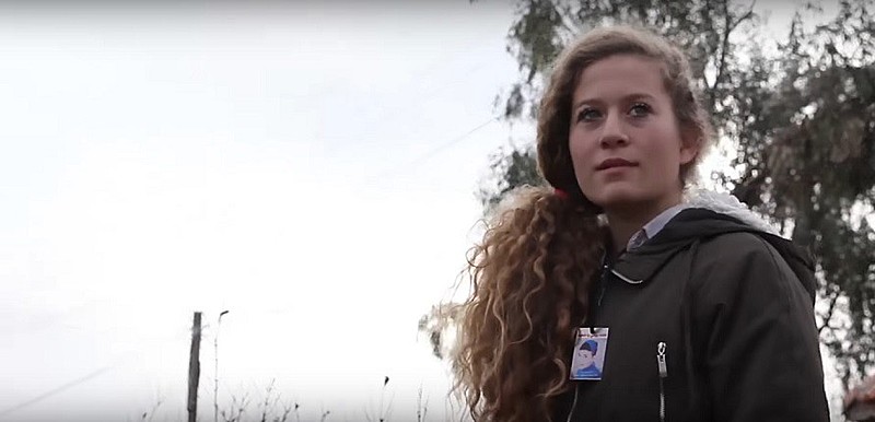 Hoje com 17 anos, Ahed Tamimi foi presa pelas forças israelenses