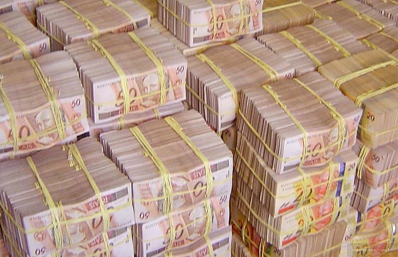 “Todos os setores ligados direta ou indiretamente ao sistema financeiro devem ser beneficiados”, afirma Kliass