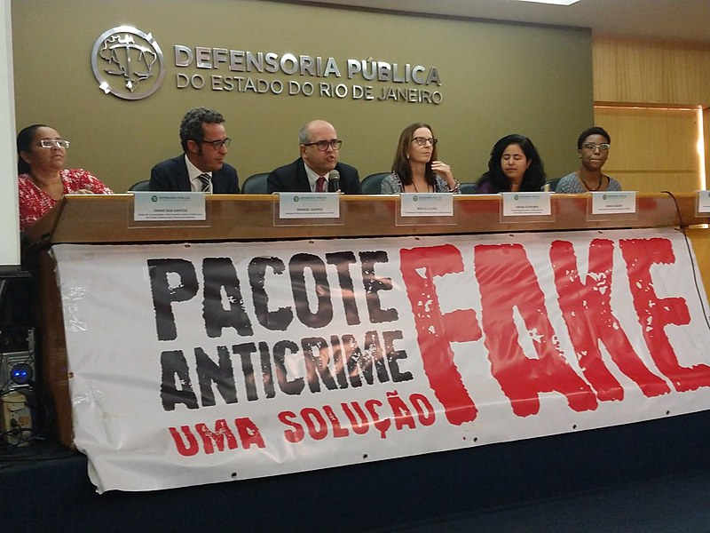 Lançamento da campanha “Pacote Anticrime: uma solução Fake” no auditório da Defensoria Pública do Estado do Rio de Janeiro