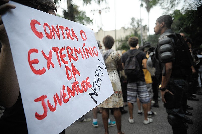 Taxa de homicídio entre jovens de 15 a 29 anos é o dobro da nacional