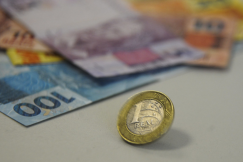 Não se trata apenas de simplificar a forma de tributar no Brasil, mas, principalmente, de promover um sistema tributário sustentável