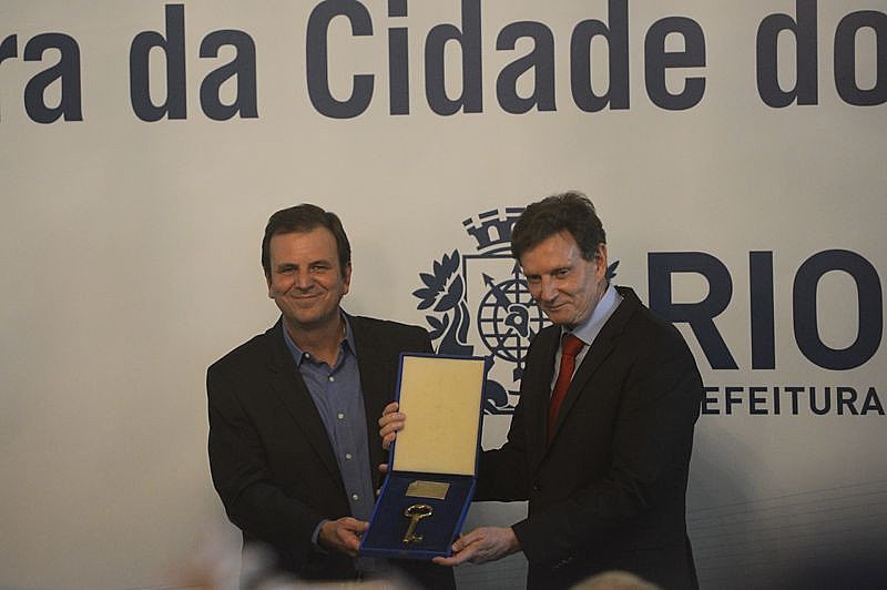 Transformar a velha política não ultrapassou de discurso da campanha eleitoral segundo avaliação do cientista político Vitor Leandro Gomes