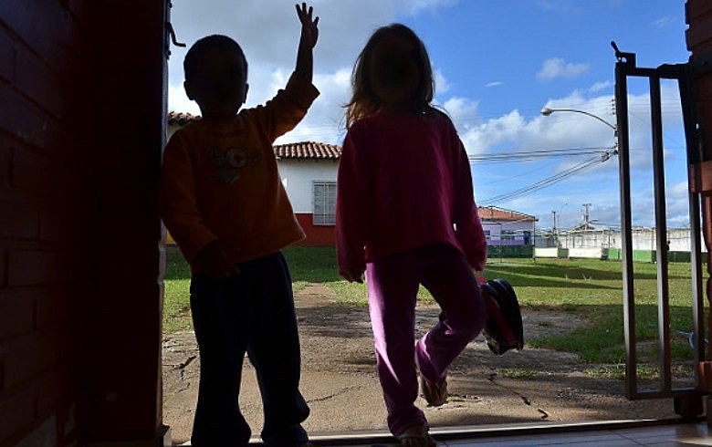“Muitos dos pais querem a guarda para não pagar pensão e quando conseguem mudam de cidade", diz mãe