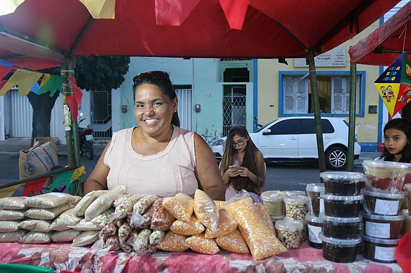 Do  ponto  de  vista  econômico,  a  agricultura  é  a  maior  fonte  de  renda  da região de Crateús