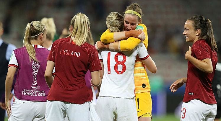 Uma das razões do aumento de público foi o bom desempenho da Inglaterra na Copa do Mundo da França