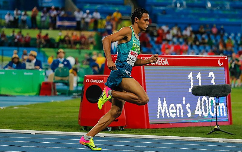 Daniel Martins em ação nas eliminatórias dos 400m