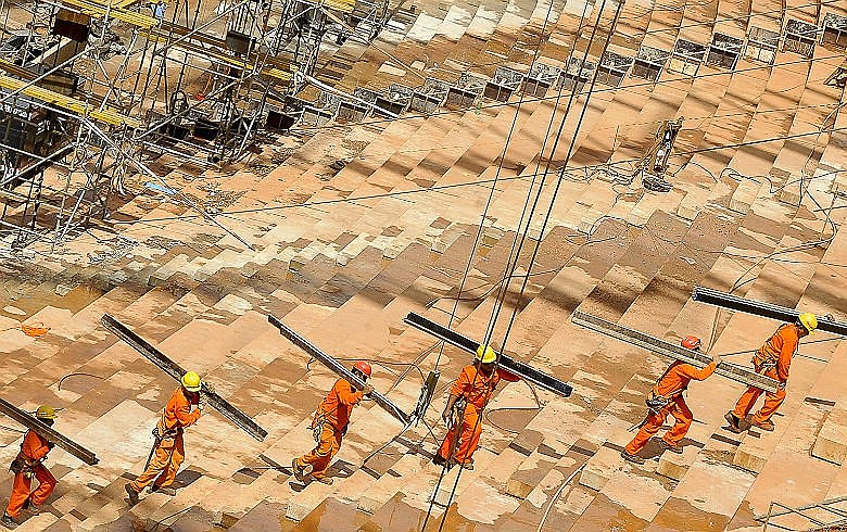 Dínamos importantes da economia, indústria e infraestrutura se enfraquecem e comprometem novo ciclo