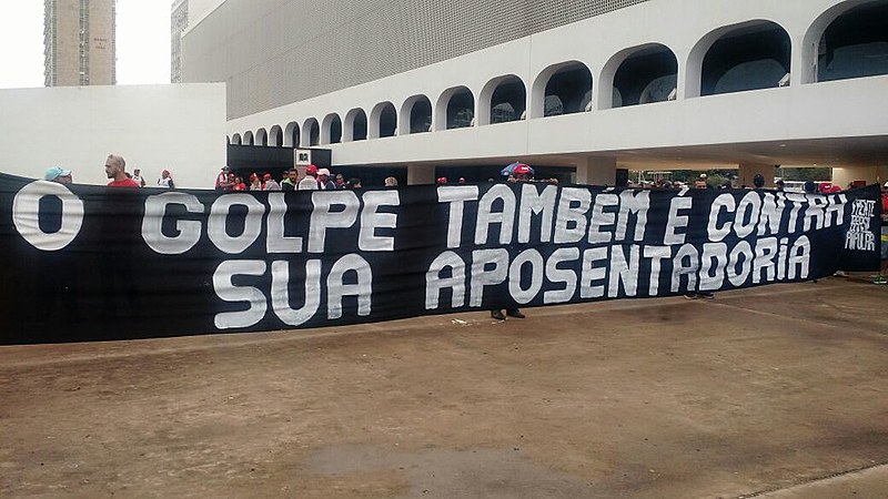 Inúmeras cidades se mobilizam contra reforma da previdência; em Brasília manifestantes ocuparam Esplanada dos Ministérios