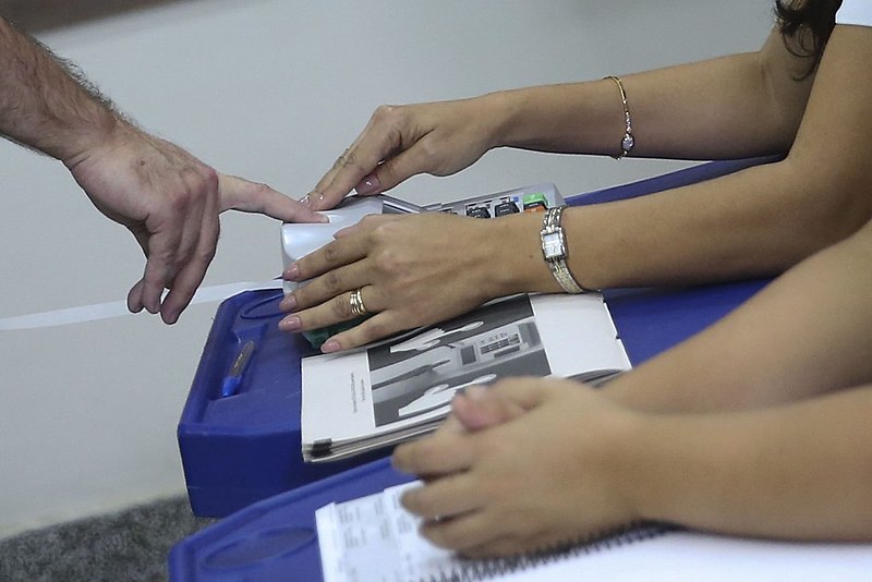 Quatorze estados devem realizar o segundo turno das eleições para governador no próximo dia 28 de outubro