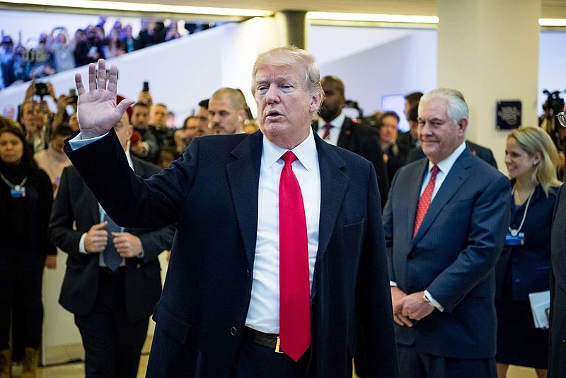 Trump sequer esperou que uma comissão internacional ingressasse na Síri para investigar as denúncias sobre uso de armas químicas