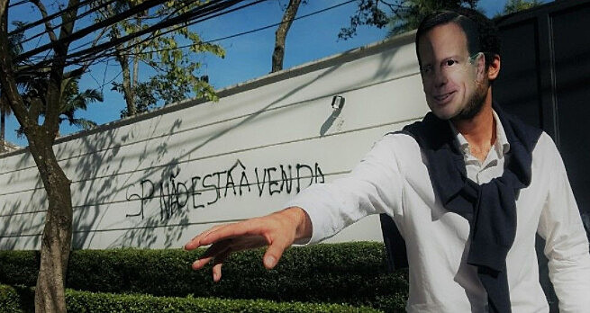 Coletivo foi multado no valor de R$5 mil reais por dano ao patrimônio e crime ambiental