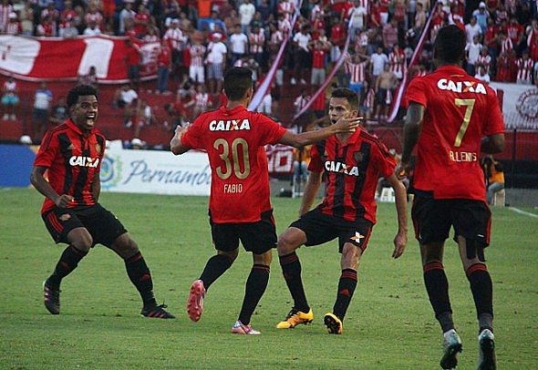 A "irregularidade" do Sport em campo é tão regular, que, literalmente, está segurando a barra nestas rodadas finais