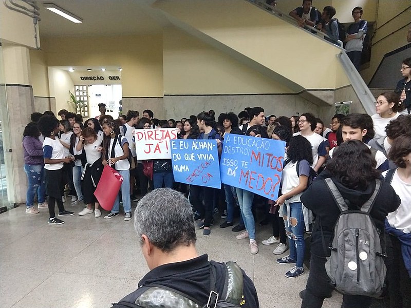 "Fora, Interventor": assim os estudantes do Cefet-RJ expulsaram Maurício Aires Vieira da escola