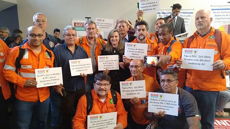 Um dos debates realizados pela Auditoria Cidadã da Dívida neste ano