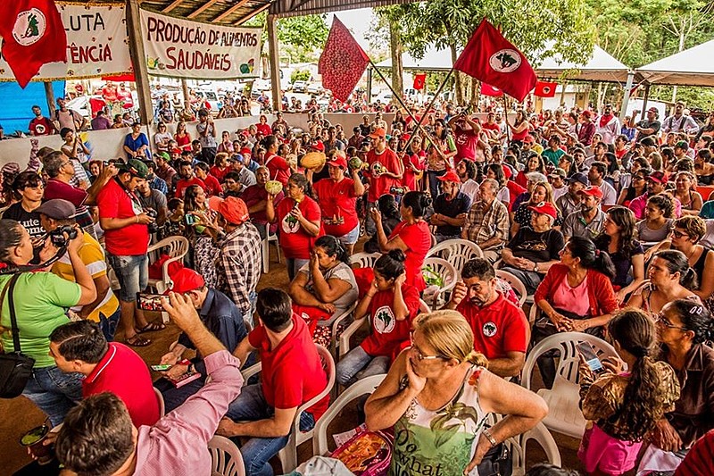 Encontro coroou a aliança entre a militância camponesa do MST e as forças populares urbanas