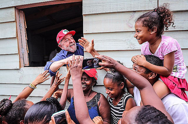 Ex presidente Lula durante la caravana por la región Nordeste