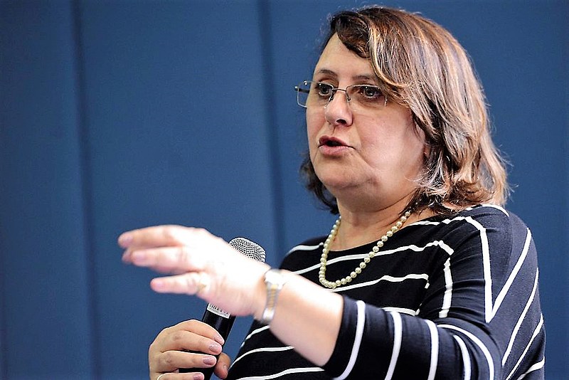A ex-presidenta do IBGE, Wasmalia Bivar, durante entrevista coletiva em 2016
