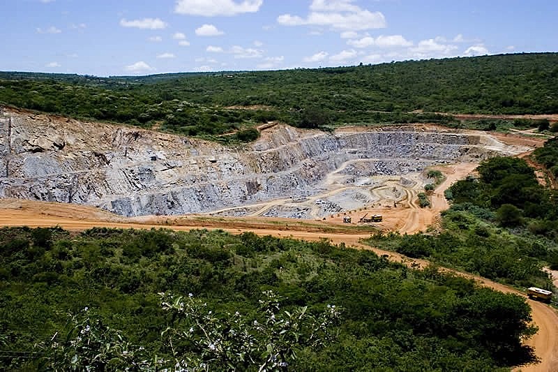 Mina de Caetité, na Bahia: a maior do país