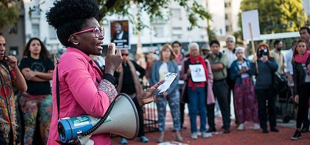 Protesto da comunidade afro-argentina em frente ao Congresso da Nação