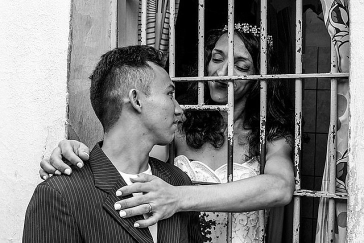 Primeiro casamento gay em uma penitenciária do país ocorreu em 2015 em Cuiabá (MT)