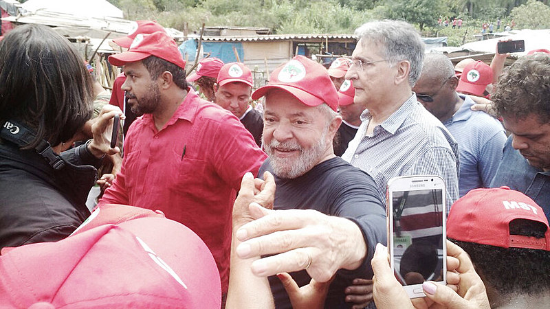 Lula comparou sua situação à do ex-presidente Juscelino Kubistchek, que sofreu perseguição judicial da ditadura militar