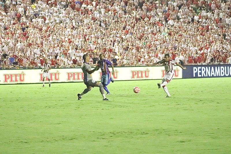 Náutico e Vitória se enfrentaram nas quartas de final
