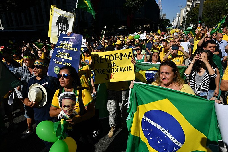 O presidente Jair Bolsonaro (PSL) recebeu apoio de manifestantes no Rio, em São Paulo, Brasília e algumas outras cidades