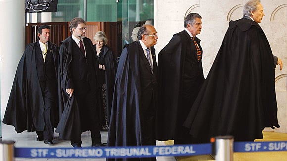 "Este STF deve muito à Constituição e à sociedade brasileira por ter sido fraco ante o golpe de 2016 e de seus desdobramentos até aqui"