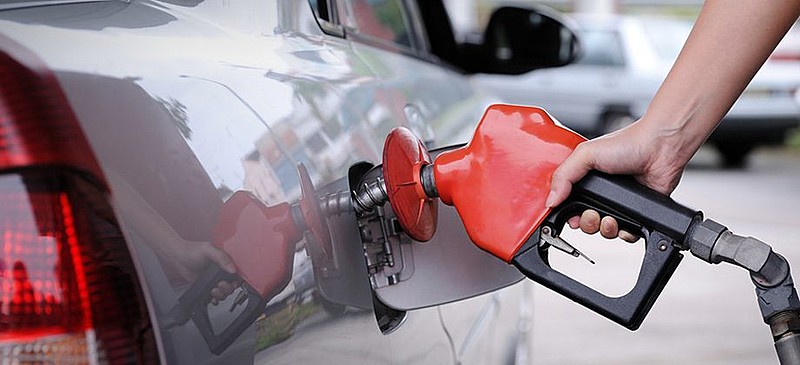 Pouco tem se comentado sobre os prejuízos à saúde que uma substância presente na gasolina