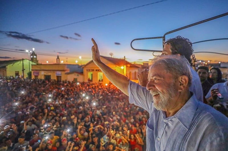 Lula encontrou na Caravana pelo Nordeste e nas ruas de Curitiba o apoio e o reconhecimento que são essenciais nesse capítulo