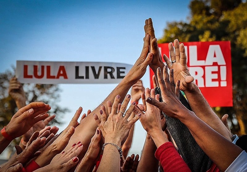 Há duas semanas, Lula também recebeu apoio de um grupo de juízes federais e desembargadores