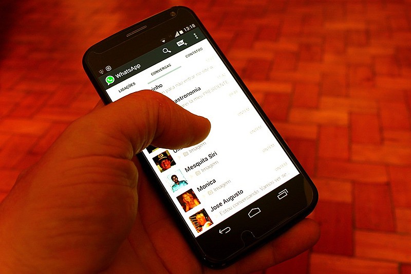 Segundo a pesquisa, em grupos mais íntimos, as pessoas ficam mais a vontade para divulgar informações sem checar