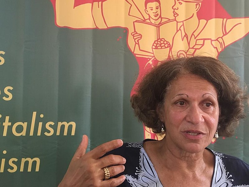 Mireille é filha de Frantz Fanon, importante intelectual, psiquiatra e militante negro