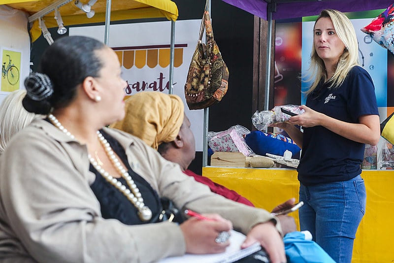 Aumento no número de microempreendedores individuais reflete a ausência de oportunidades nos postos de trabalho tradicionais