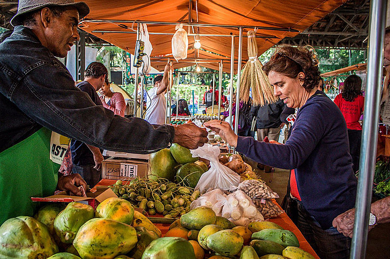 Mais 800 agricultores de 23 estados participam na feira no Parque da Água Branca, na capital paulista